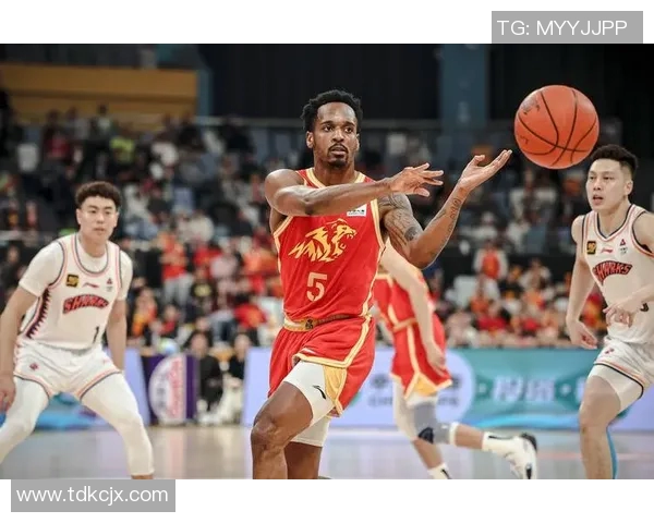 巴里-布朗因表现出色被选入CBA明星赛阵容，实力获得认可